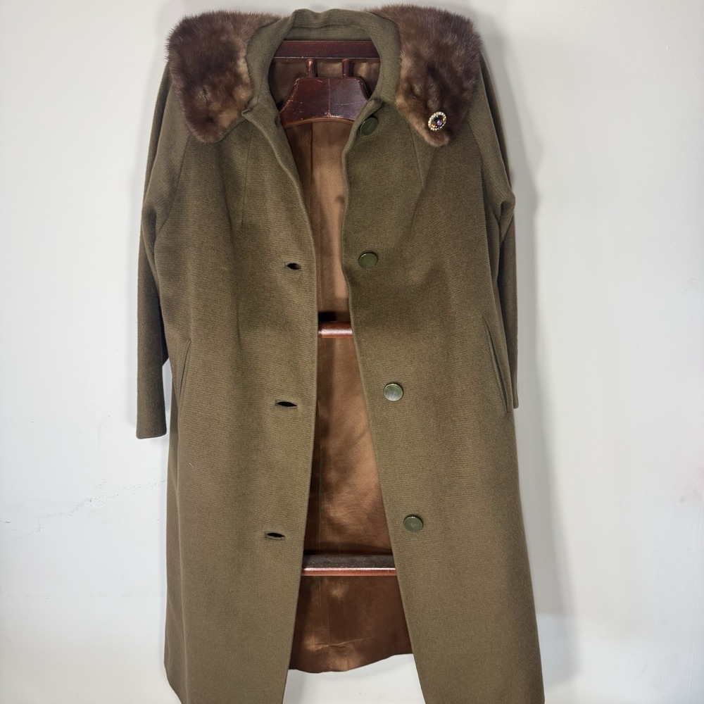 Vintage Olive Green Youthcraft Wool Coat Satin Lined & Mink Fur Collar